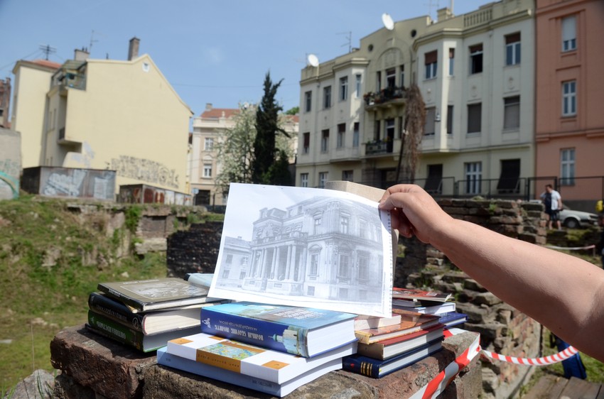 Mesto srušene biblioteke na Kosančićevom vencu