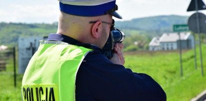 Policjant kazał mu się zatrzymać, 46-latek zignorował znak. Zaskakujące tłumaczenie