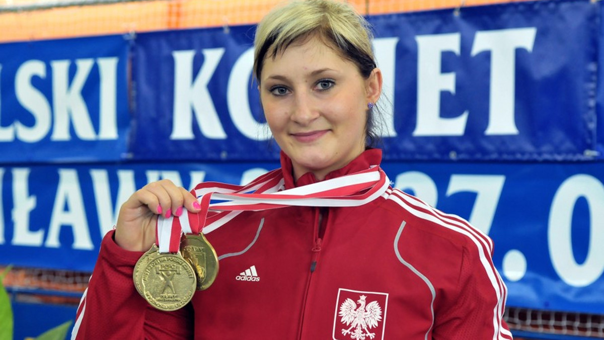 Anna Leśniewska (Mazovia Ciechanów) uzyskała 89 kg w rwaniu oraz 115 kg w podrzucie. Tym samym Polka uplasowała się na piątym miejscu w dwuboju w kategorii do 63 kilogramów podczas trwających w Antalyi mistrzostw Europy w podnoszeniu ciężarów.