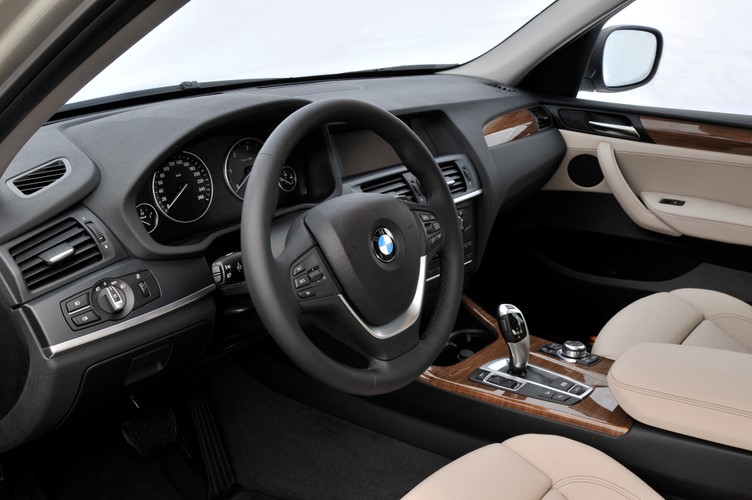 BMW X3 - trzecie w klasie samochodów klasy średniej