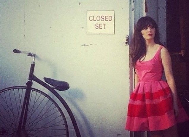 Śpiewać aktorka też może... Zooey Deschanel