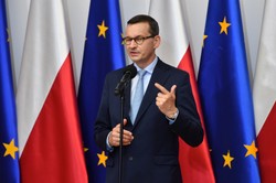 Morawiecki:  Musimy być bardzo zmobilizowani przeciwko tym farbowanym lisom na czele z panem Trzaskowskim