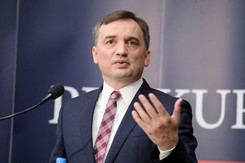 Ziobro kieruje kasację do SN. Chodzi o łagodny wyrok za gwałt na 12-latce