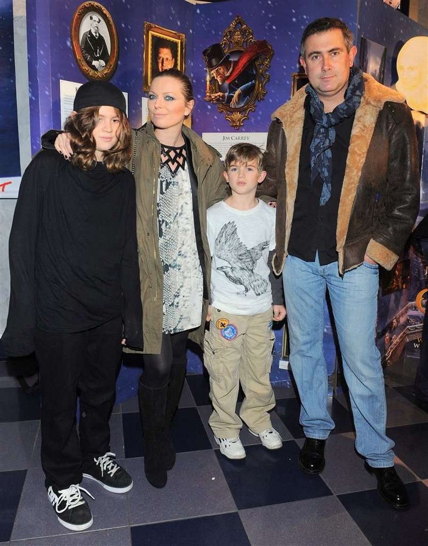 Jopek z synami w kinie. Foto