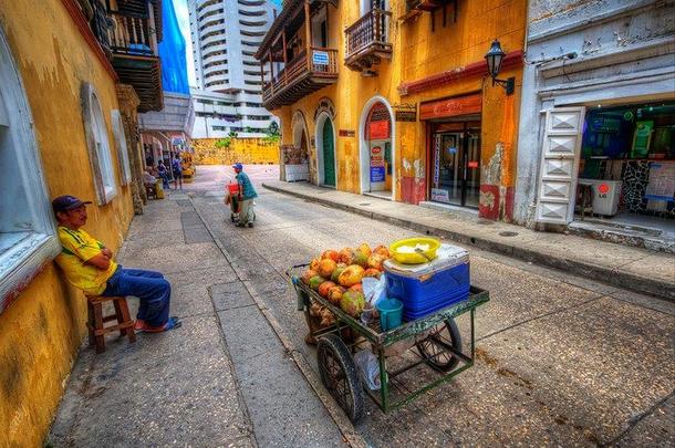 kolumbia 27 S´wiez˙e owoce najlepsze na upały, Cartagena, Kolumbia