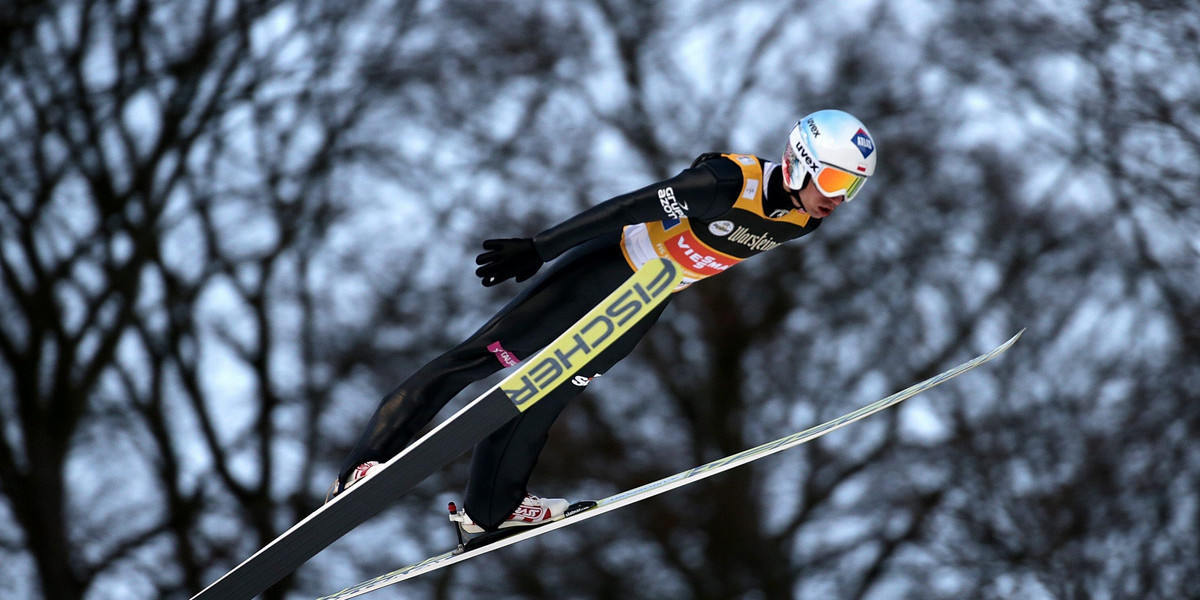 PŚ w Willingen: Kamil Stoch walczy o zwycięstwo po sukcesie drużyny