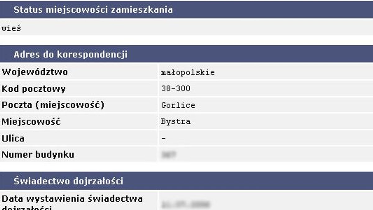 Nazwisko, adres, NIP, nr i seria dowodu, nr konta - te i inne szczegółowe dane studentów można było bez 
problemu znaleźć na stronach Elektronicznej Rejestracji Kandydatów UJ. Wystarczyło założyć fikcyjne konto.