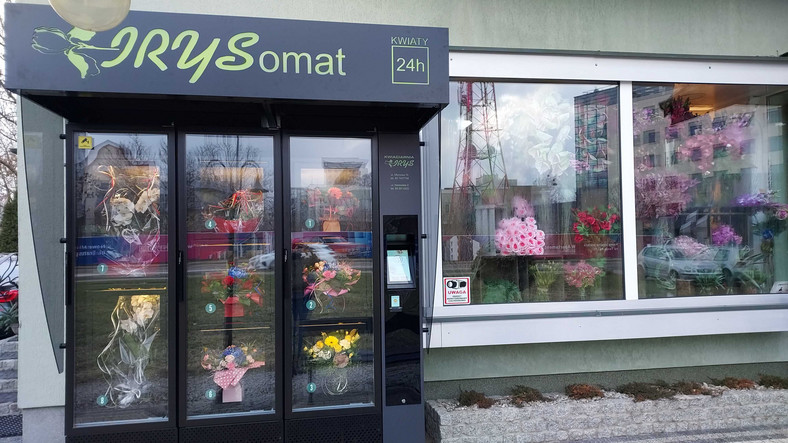 Pierwszy w Białymstoku całodobowy automat z kwiatami