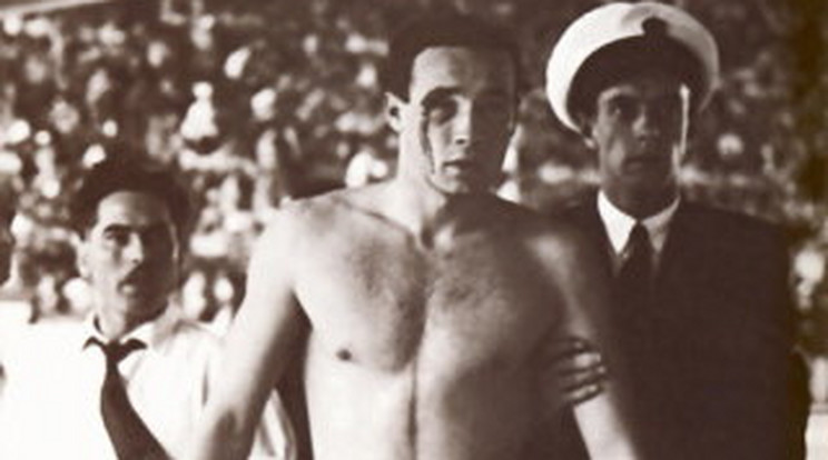 Háború volt a medencében is az 56-os olimpián