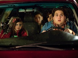 "Facet do dziecka" faworytem do następnych Złotych Malin