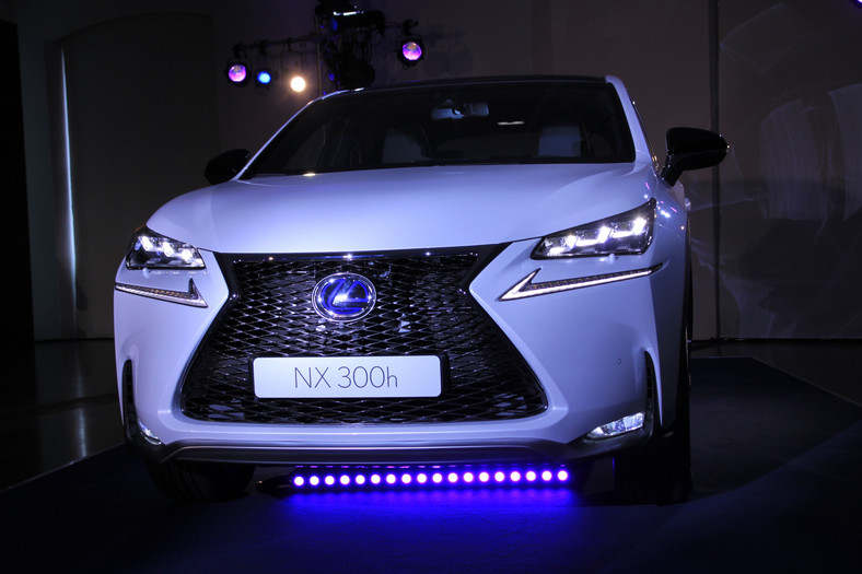 Lexus NX 300h