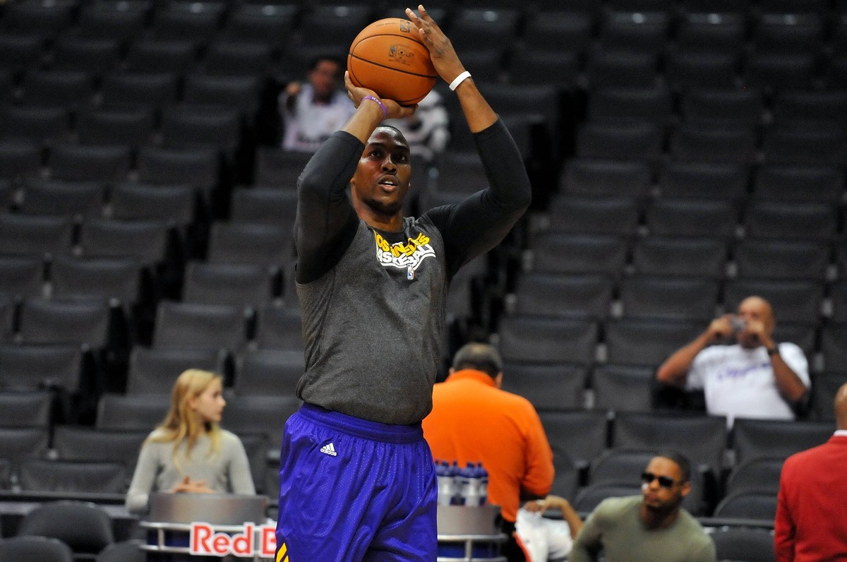 Dwight Howard przegrał konkurs rzutów wolnych z... gospodynią domową