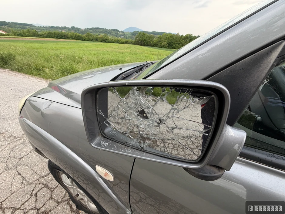 Automobil pronađen demoliran kod Čačka