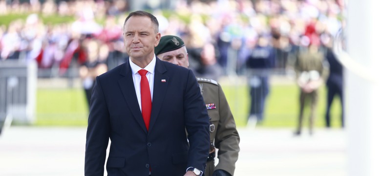 "Karol Nawrocki już łamie obietnice". Szef gabinetu unika odpowiedzi