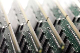 Bitwa o chipy dopiero się zaczyna. Donald Trump rzucił Warszawie pierwsze wyzwanie