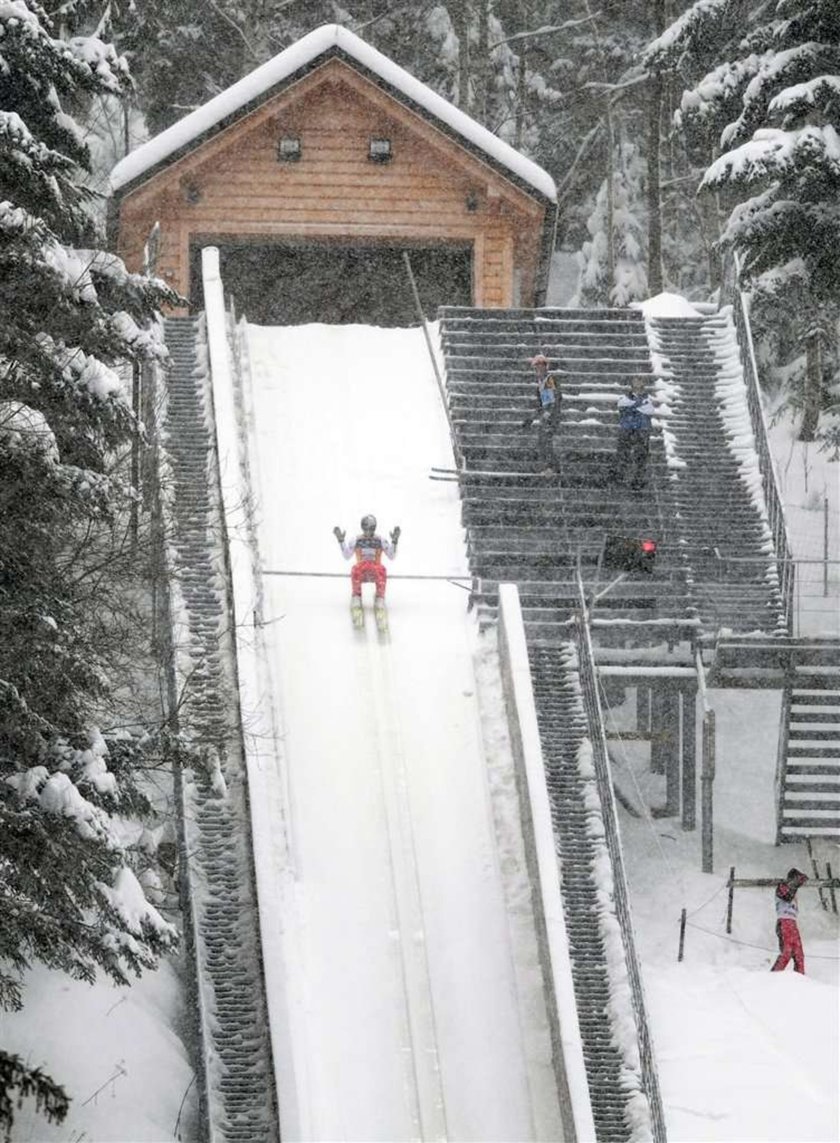 Mistrz olimpijski przygotowuje się do igrzysk na polskich skoczniach