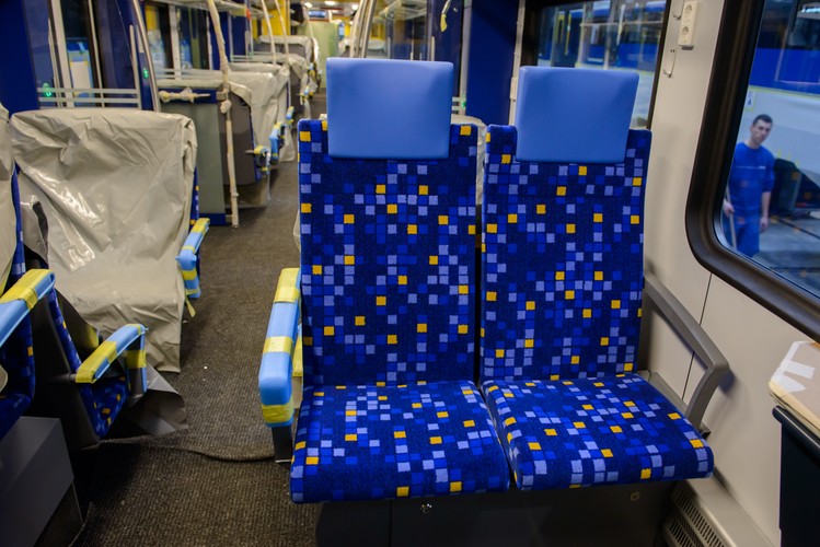 Produkcja elektrycznych zespołów trakcyjnych dla MAV to jeden z głównych kontraktów realizowanych obecnie w zakładach Stadlera w Siedlcach. Flirt to konstrukcja sprawdzona. Szwajcarski koncern dotychczas dostarczył z różnych fabryk 1178 składów tego typu do odbiorców w 17 krajach.