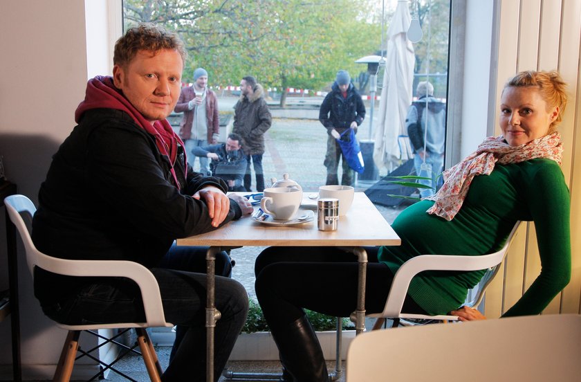 Aktorka Klanu Joanna Kupińska w ciąży w teledysku zespołu Wilki