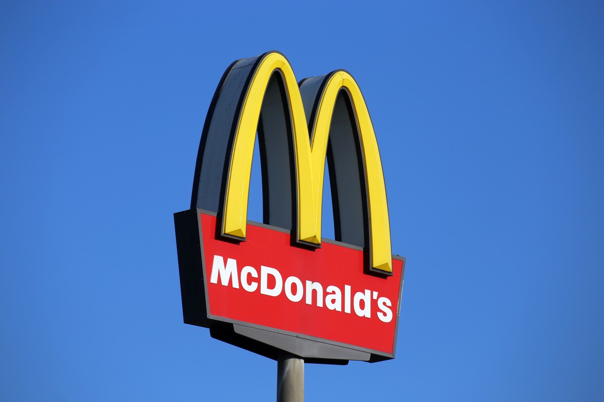 Czarne chmury nad branżą fast food. McDonald's znalazł sposób na klientów?