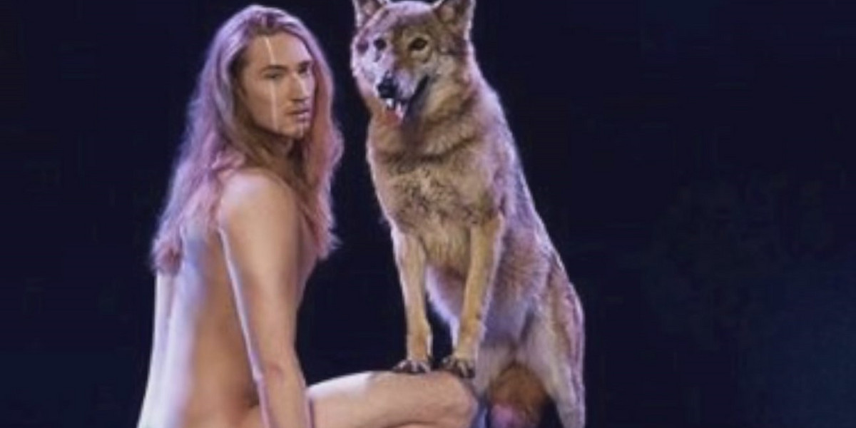 Podczas konkursu Eurowizji w Sztokholmie Alexander Ivanov chce tańczyć nago z wilkiem