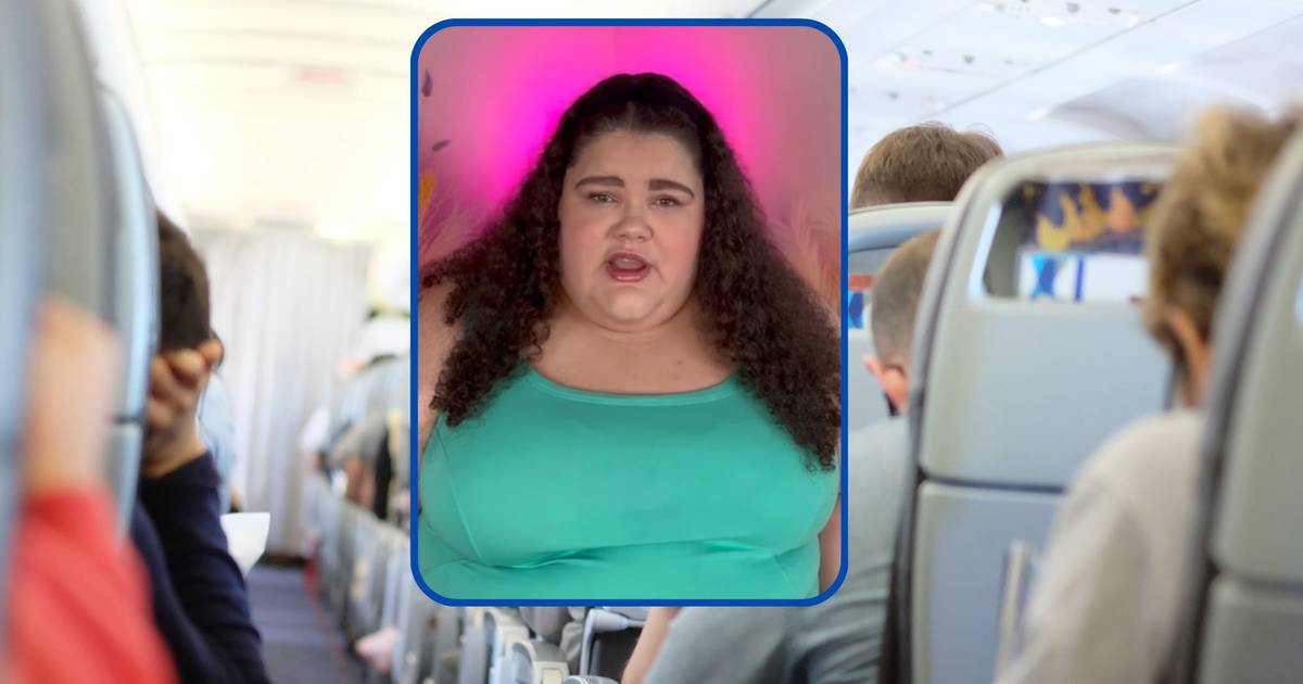 Tiktokerka plus-size chce likwidacji podłokietników w samolotach. "To dyskryminacja" – mówi