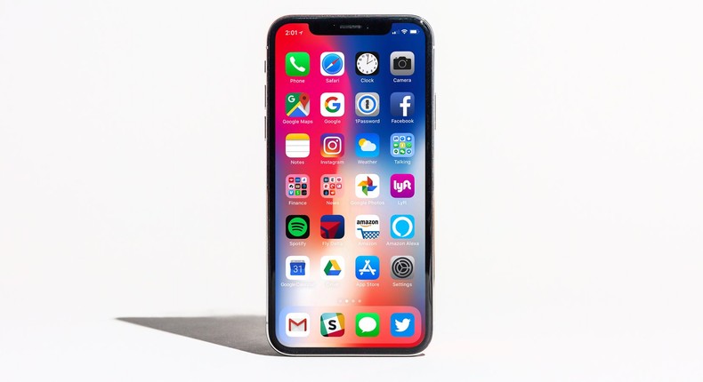 iPhone X