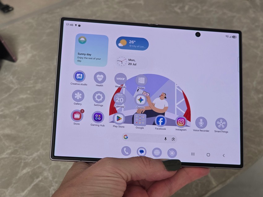 Samsung Galaxy Z Fold 8