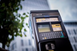 Opłacił parkowanie i dostał 2 tys. zł mandatu. Winny jeden szczegół