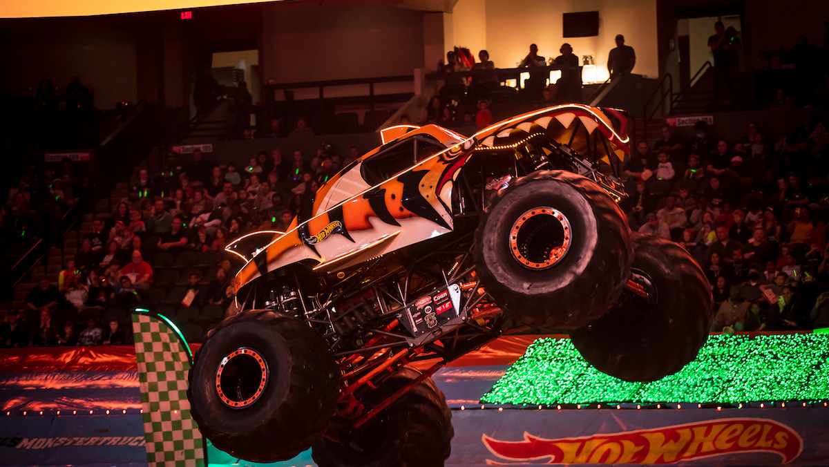 <strong>Hot Wheels Monster Trucks Live™ Glow Party™ to wydarzenie pełne energii i mocy, które odbędzie się już w marcu tego roku w Atlas Arenie w Łodzi! Międzynarodowa trasa wjeżdża do Łodzi z ekscytującymi Hot Wheels® Monster Trucks. Wspaniała zabawa dla całej rodziny!</strong>