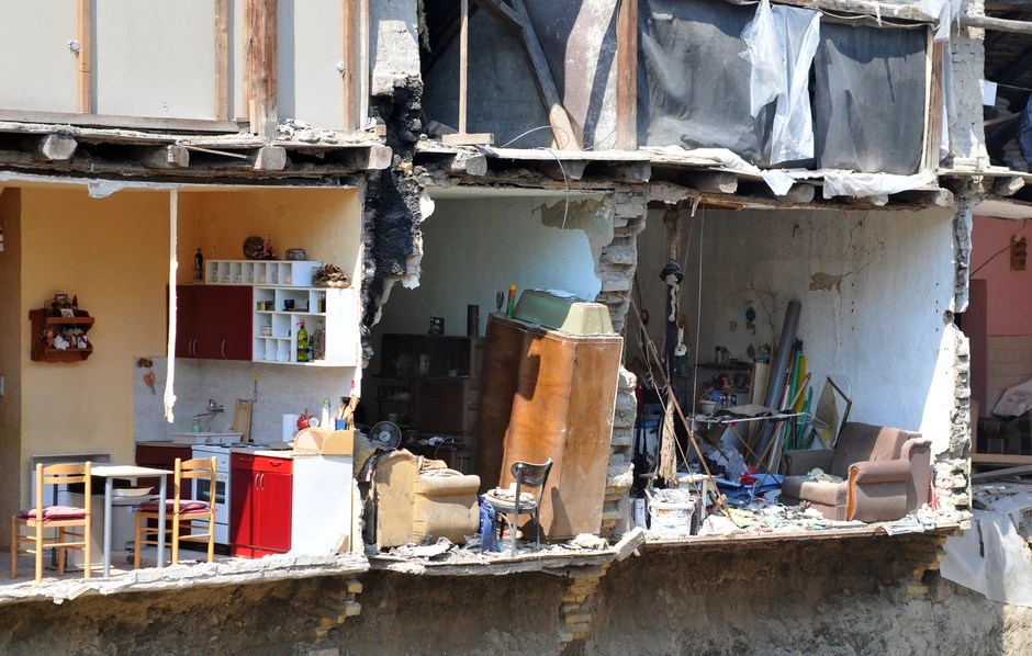 Šokantan prizor iz Dositejeve 11 u Novom Sadu 2018. godine