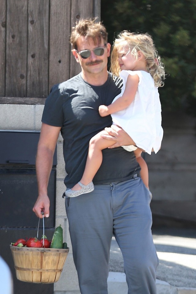 Sírni fogsz, ha meglátod Bradley Cooper pornóbajuszát