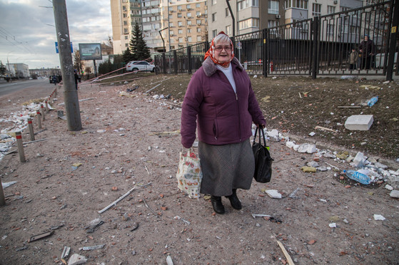 Sobota w Kijowie. Tak żyje miasto w stanie wojny [ZDJĘCIA]