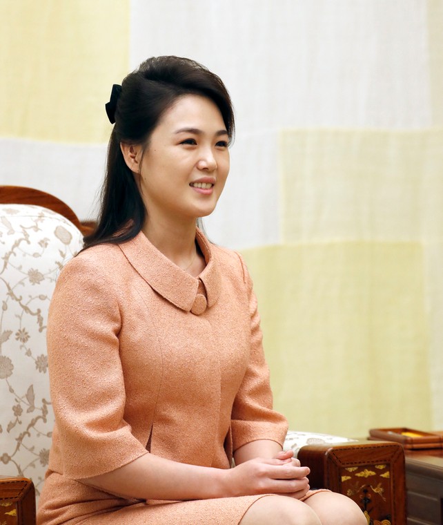 Ri Sol Ju, esposa del líder norcoreano Kim Jong Un en la Cumbre Intercoreana de 2018 en Panmunjom el 27 de abril de 2018.