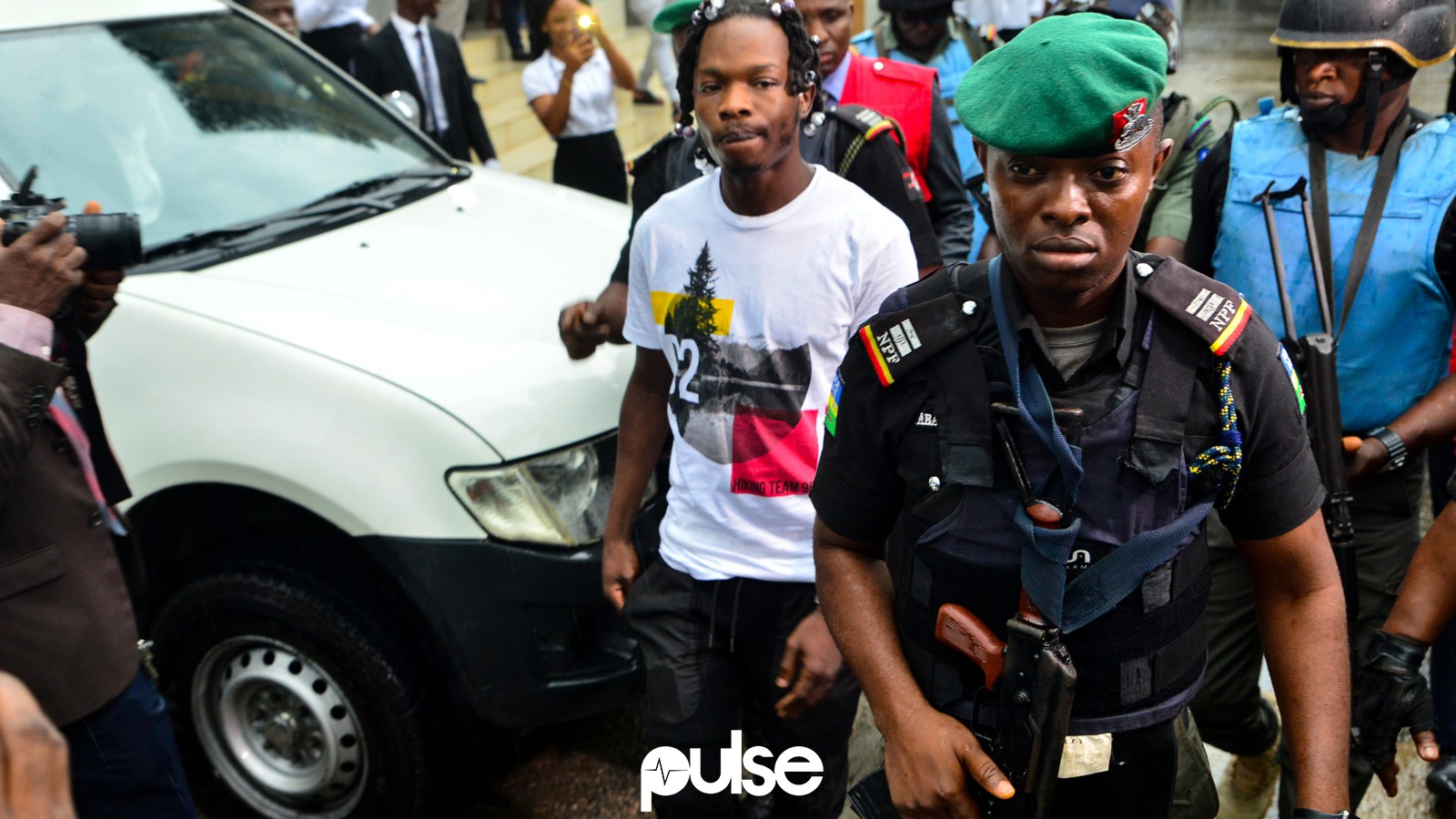 EFFC testifies against Naira Marley, says several credit card numbers were extracted from singer's iPhone - Vimarsana News