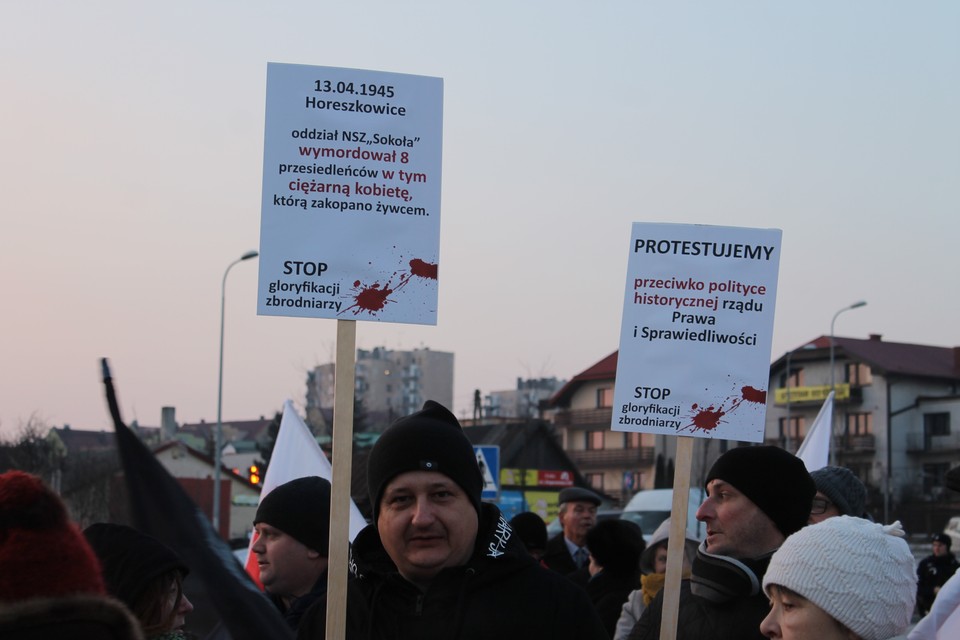 Protest SLD przeciwko polityce historycznej rządu PiS