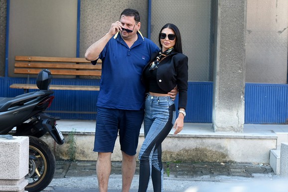 "IZVADILI SU JOJ IMPLANT I STAVILI MANJI DA NE BI OSTALA RUPA" Maja Marinković imala dve operacije zadnjice, Taki zabrinut: "Nije naivno"