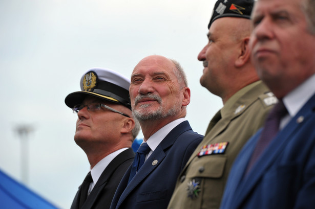 Minister obrony narodowej Antoni Macierewicz