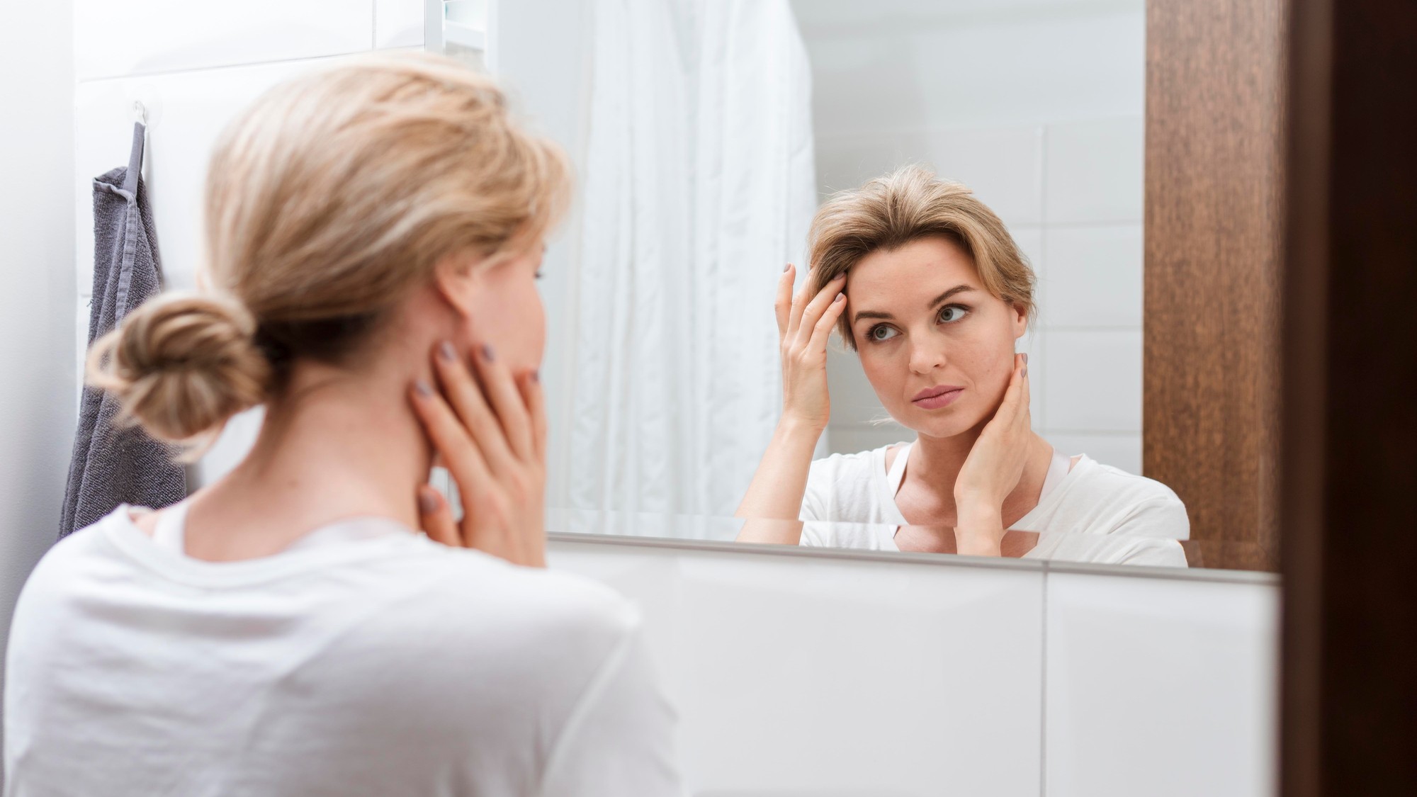 Zadržiavanie vody v tele nás vie potrápiť nielen na váhe, ale najmä nepríjemným pocitom ťažoby a opuchmi nôh či tváre.