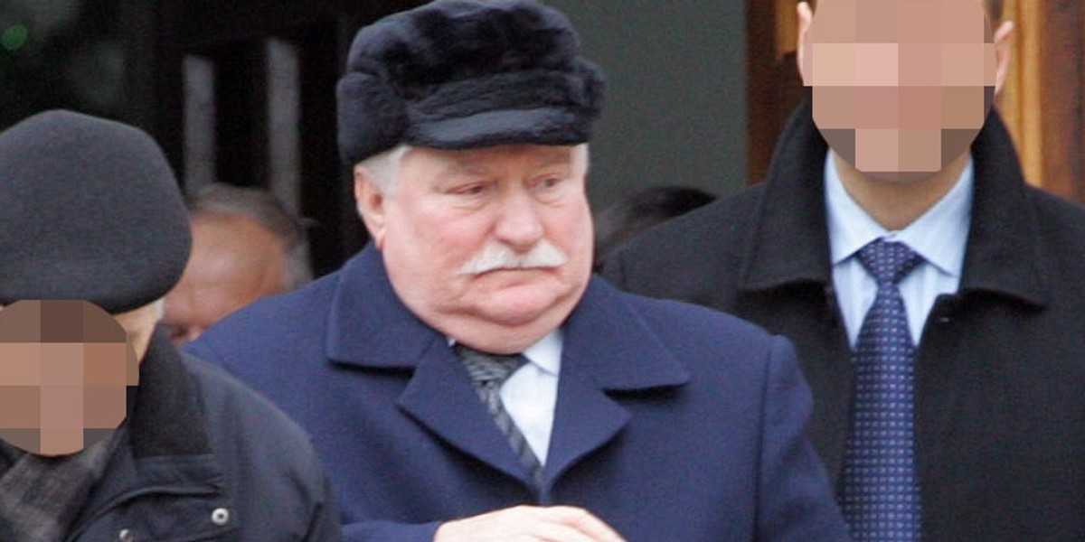 Lech Wałęsa w kościele