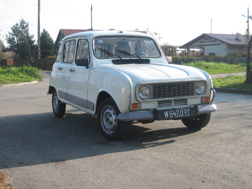 Renault 4 - Samochód z wajchą