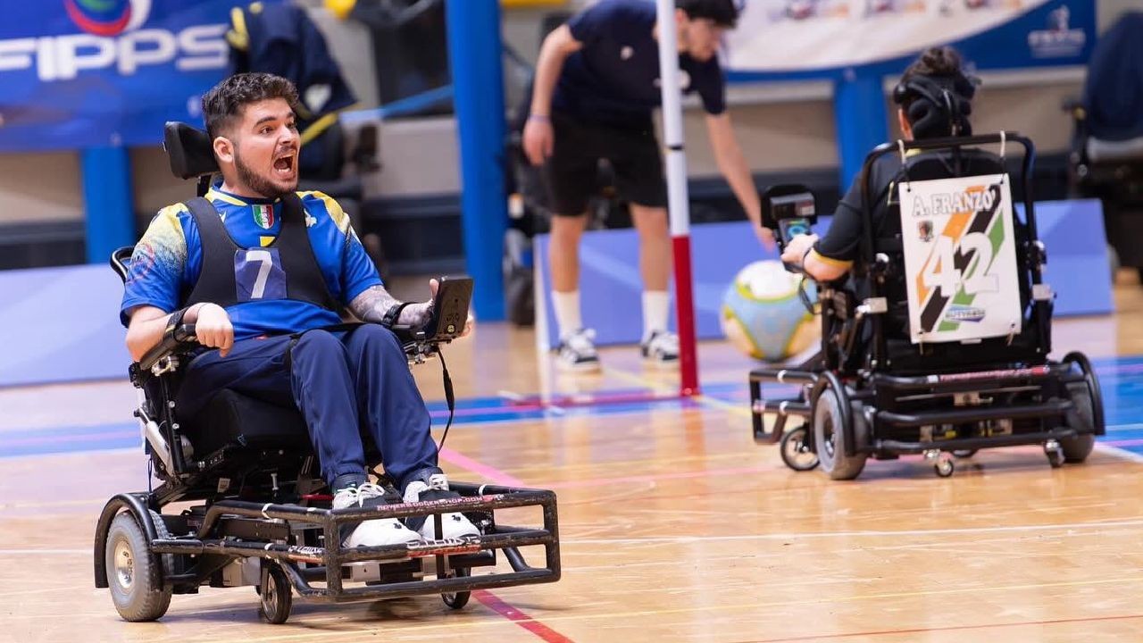 Gabriel Mândru, eroul Italiei la Campionatul Mondial de Powerchair football din Argentina: „Jumătate dintre sportivi au atrofie musculară spinală. Este mai mult decât un joc!”