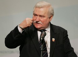 Lech Wałęsa wzywa do rękoczynów