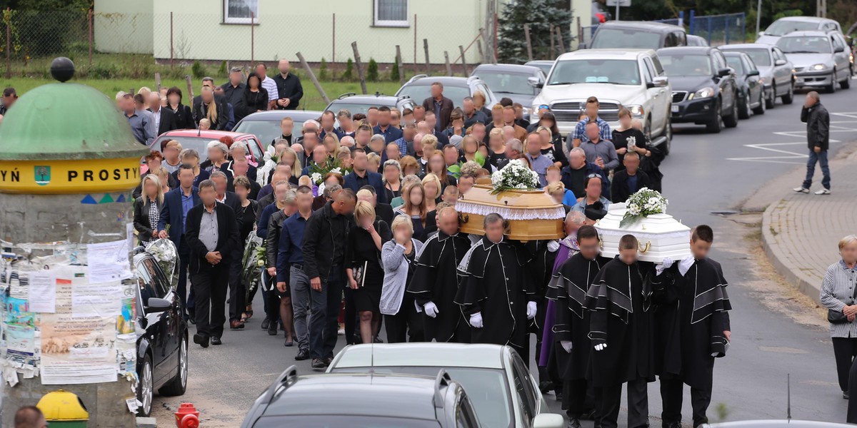 Monikę i 3 letniego Oskara żegnały tłumy