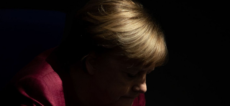 Merkel w Bundestagu mówi o "wyjątkowej sytuacji kryzysowej". O co chodzi?