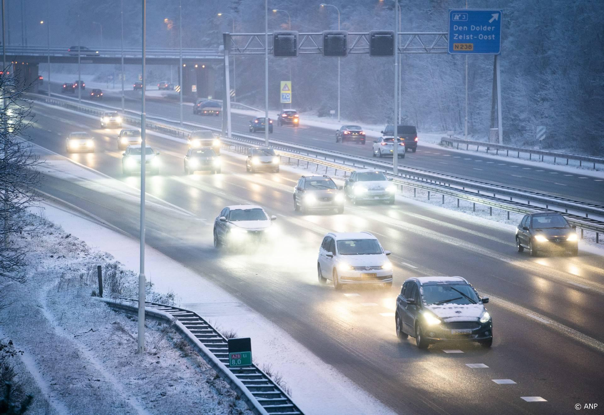 Rijkswaterstaat waarschuwt: weinig verkeer maakt de wegen juist gevaarlijker