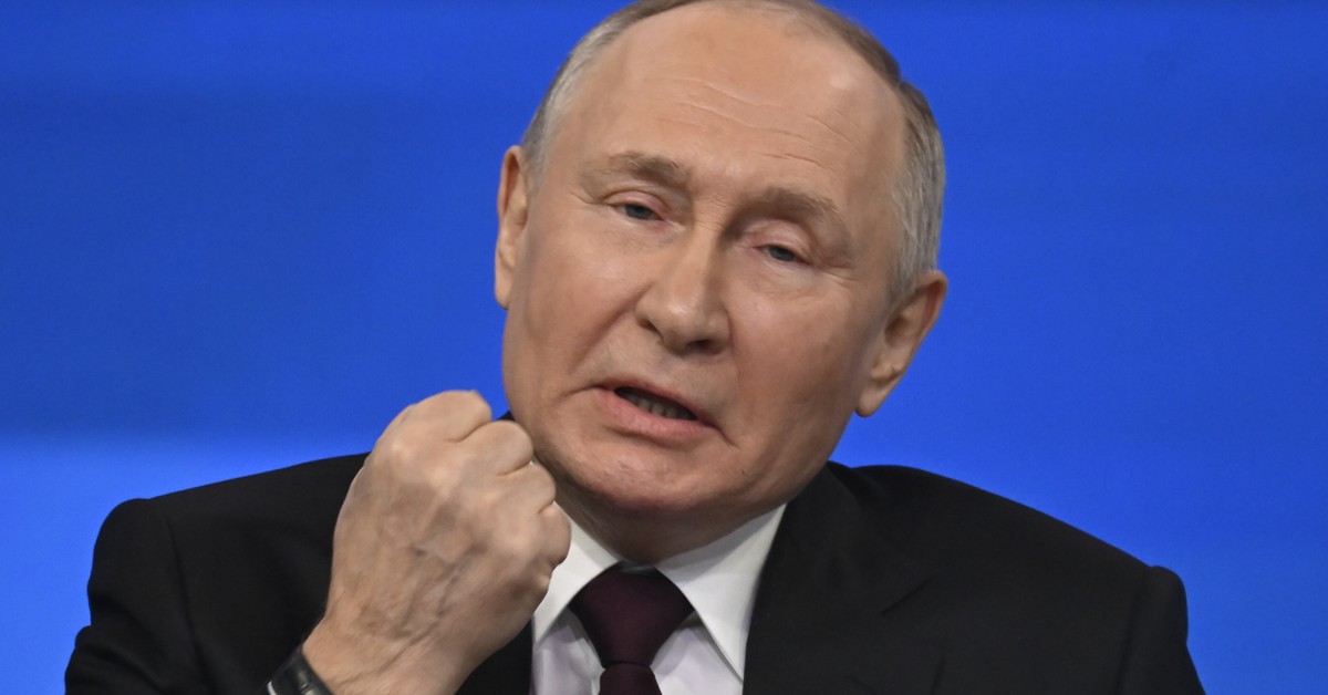 Rosja prawie pod kreską. Tnie pieniądze na wszystko, byle się zbroić