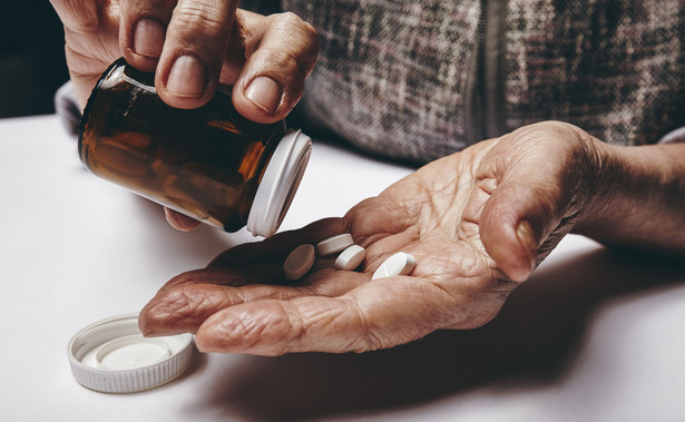 Prawie 900 tys. seniorów skorzystało we wrześniu z bezpłatnych leków