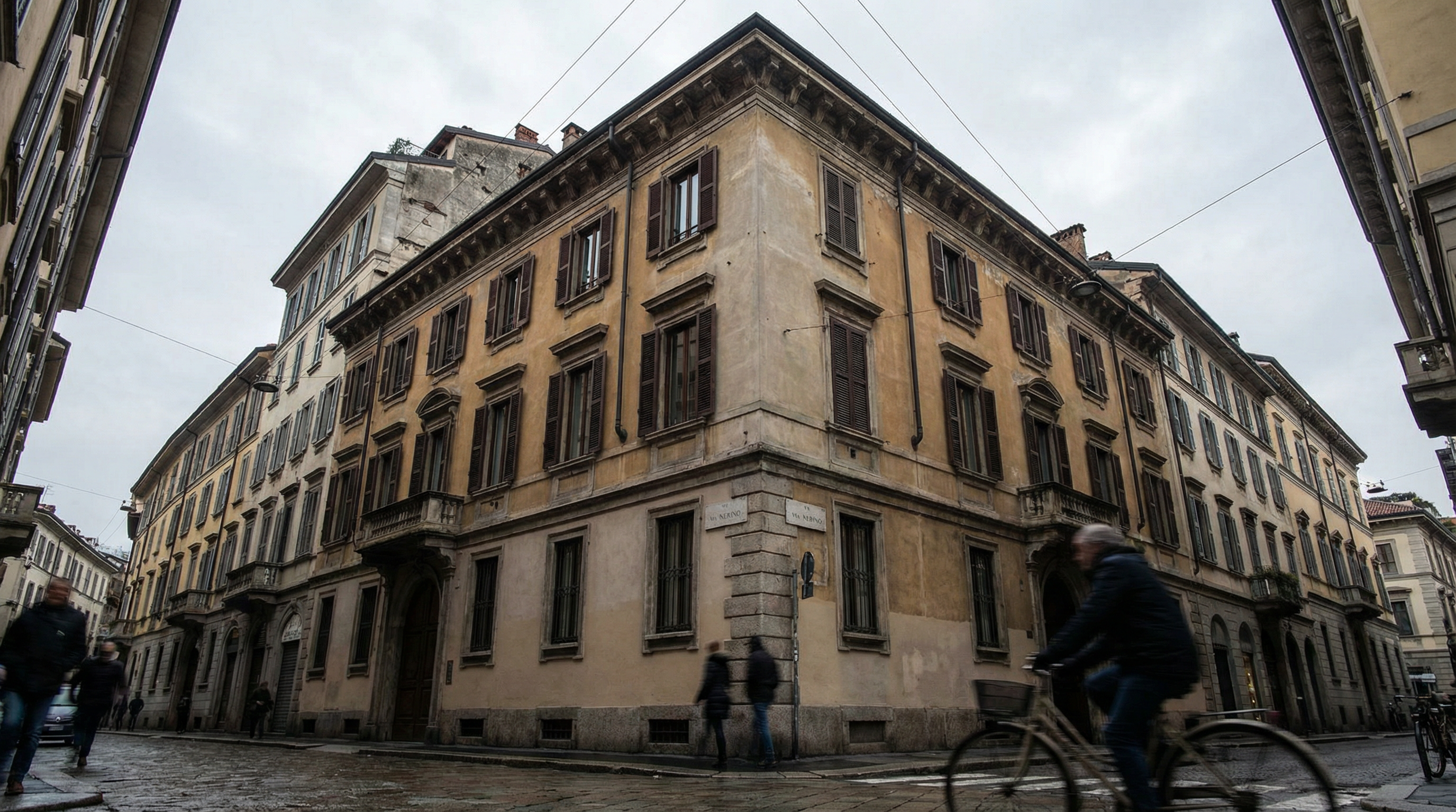 Banchiere ucraino morto a Milano: i dettagli che escludono il suicidio