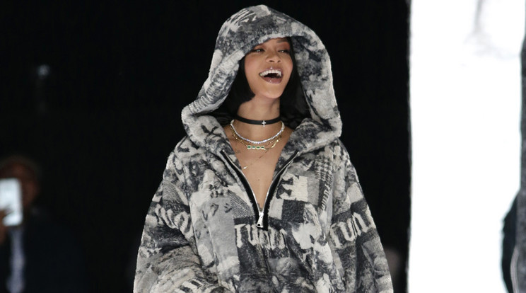 Rihanna a New York-i divathéten mutatta be közös kollekcióját a sportmárkával / Fotó: Northfoto