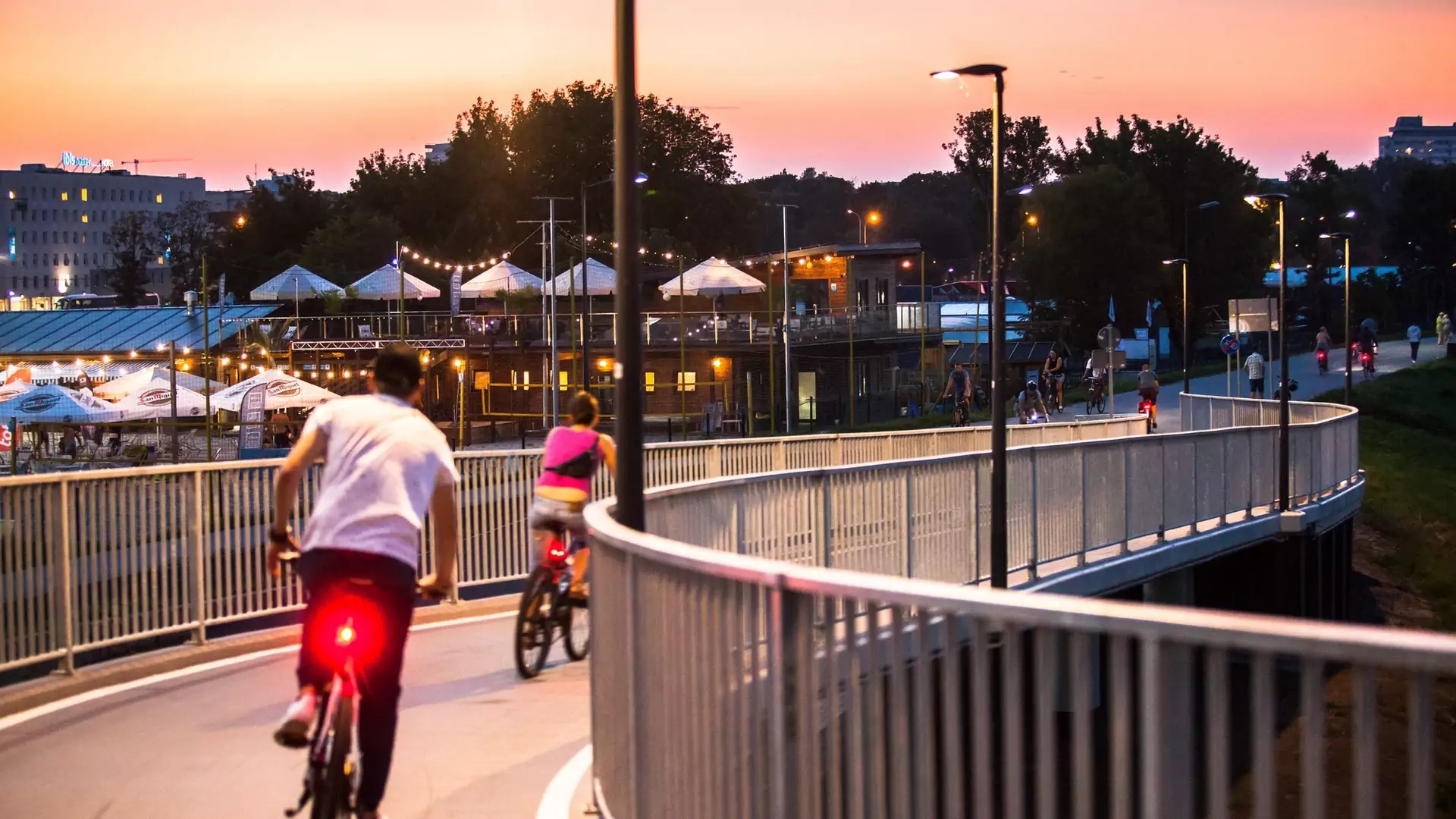 Radna chce progów zwalniających dla rowerów. Czy to dobry pomysł?